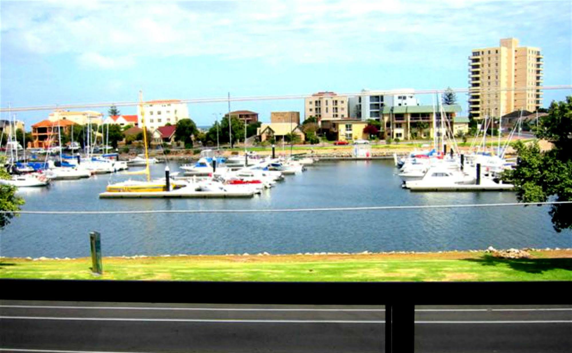 Bayswaterfront Apartments Adelaide Dış mekan fotoğraf